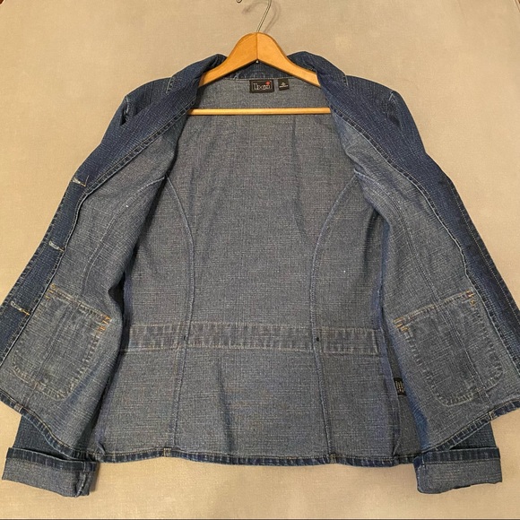 EUC Junior's Jean Jacket with two front pockets - Picture 5 of 7